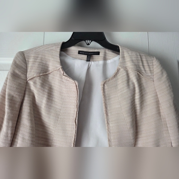 NWOT White House Black Market Beige Blazer Size 14 - Picture 3 of 10